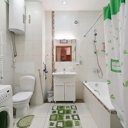 Classic Two-bedroom On Karla Marksa 50