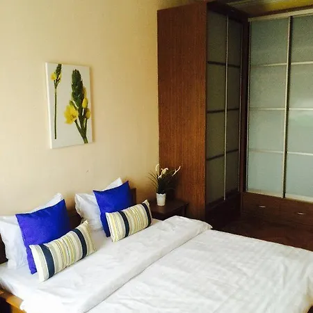 Classic Two-bedroom On Karla Marksa 50 * Minsk